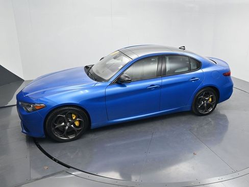 Used 2021 Alfa Romeo Giulia Ti Sport image 61