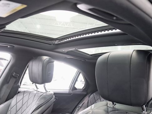 Used 2021 Mercedes-Benz S 580 4MATIC Sedan image 32