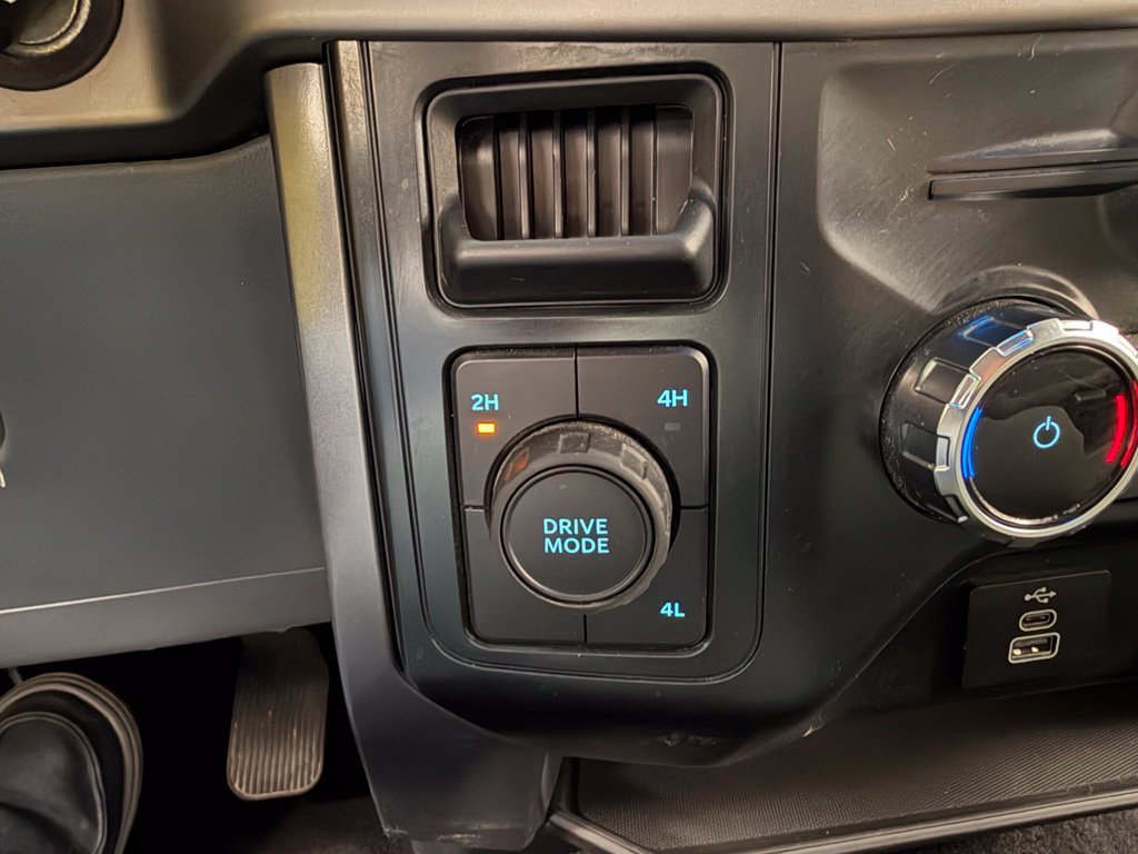 Used 2025 Ford F150 XLT w/ Equipment Group 301A Standard AWD/4WD image 26