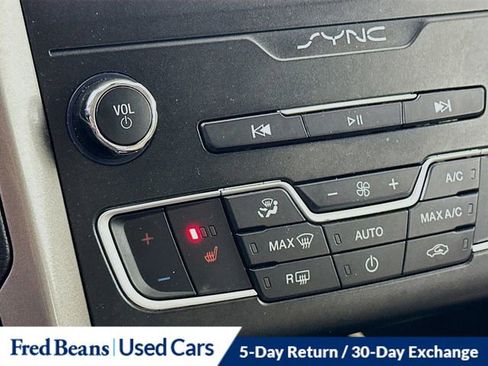 Used 2019 Ford Fusion SEL image 20