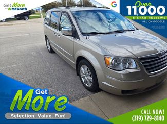 Used 2009 Chrysler Town & Country Limited w/ Trailer Tow Group image 1