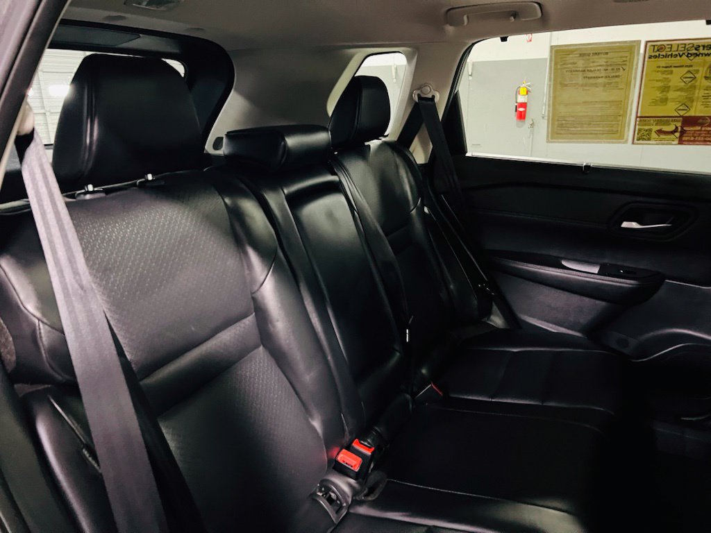 Used 2026 Nissan Rogue SV w/ SV Premium Package FWD image 29
