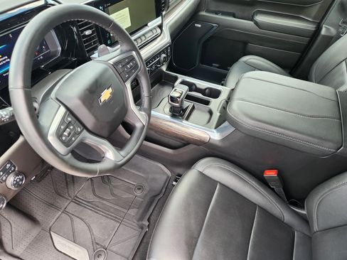 Used 2024 Chevrolet Silverado 1500 LTZ w/ LPO, Dark Essentials Package RWD image 15