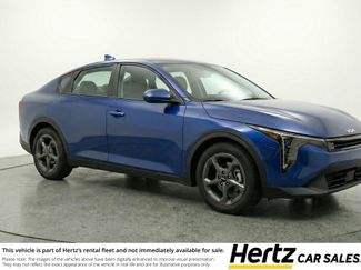 Used 2025 Kia K4 LXS video 1