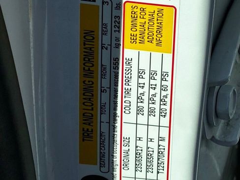 Used 2026 Chevrolet Equinox LT w/ Convenience Package II AWD/4WD image 18