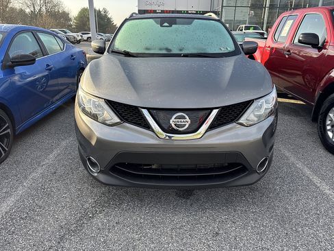 Certified 2019 Nissan Rogue Sport SV w/ All-Weather Package image 2
