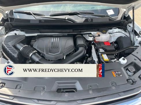 Used 2025 Chevrolet Traverse LT FWD image 22