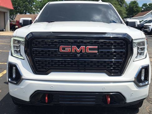 Used 2021 GMC Sierra 1500 AT4 w/ AT4 Premium Package AWD/4WD image 2
