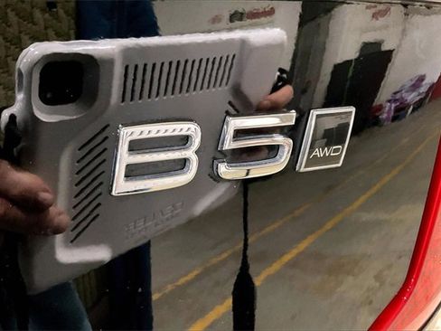 Certified 2024 Volvo XC90 B5 Plus image 9