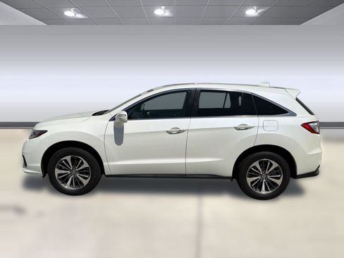 Used 2018 Acura RDX AWD w/ Advance Package image 2