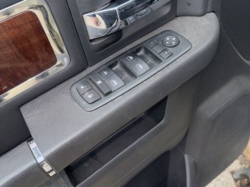 Used 2011 RAM 1500 Laramie w/ Protection Group image 11