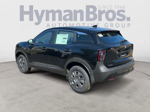 New 2026 Nissan Kicks S FWD image 4