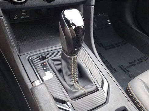 Used 2022 Subaru Crosstrek 2.5i Sport w/ Moonroof Package image 16