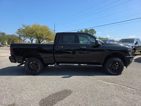 New 2026 RAM 2500 Tradesman AWD/4WD image 4