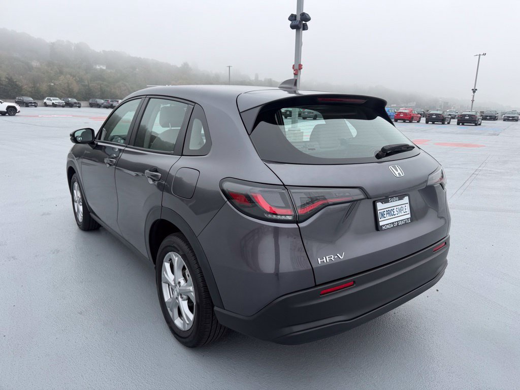 Certified 2024 Honda HR-V LX image 9