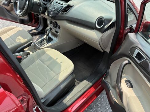 Used 2016 Ford Fiesta SE FWD image 17