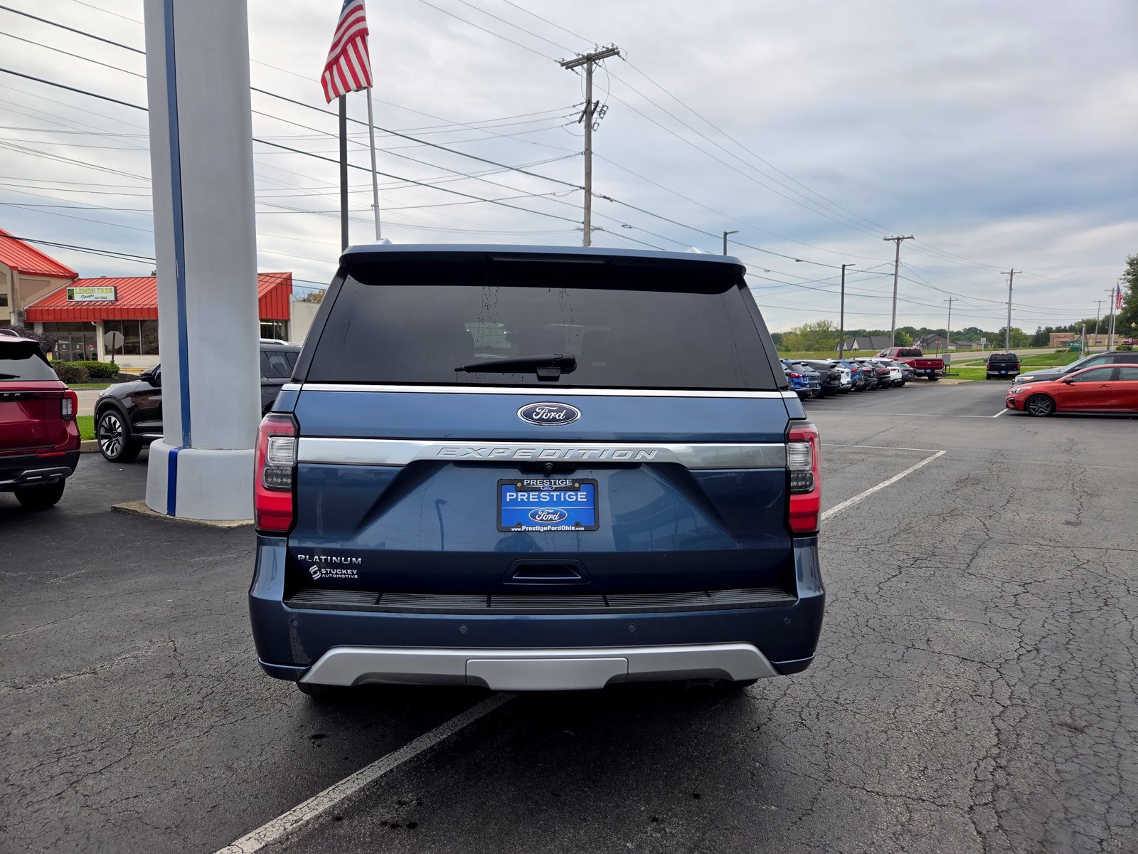 Used 2019 Ford Expedition Platinum AWD/4WD image 4