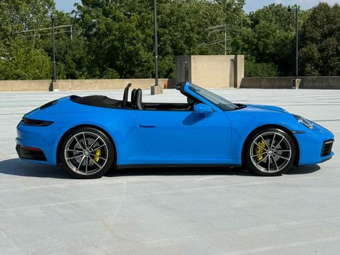 Used 2022 Porsche 911 Carrera w/ Premium Package RWD image 48