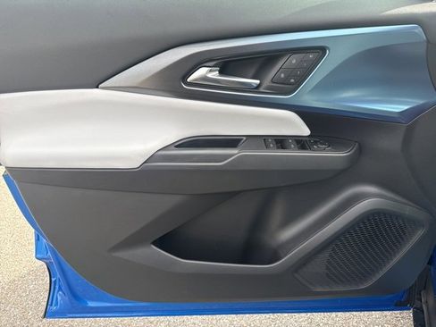 New 2026 Chevrolet Equinox EV LT w/ Convenience Package II image 10