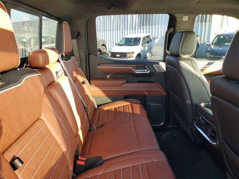 Used 2026 GMC Sierra 1500 Denali Ultimate image 33