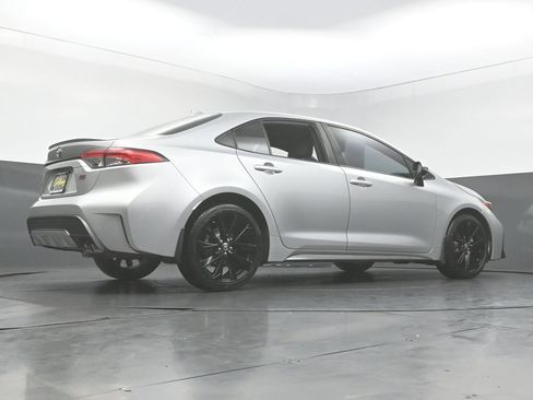 Used 2022 Toyota Corolla SE w/ SE Premium Package FWD image 44