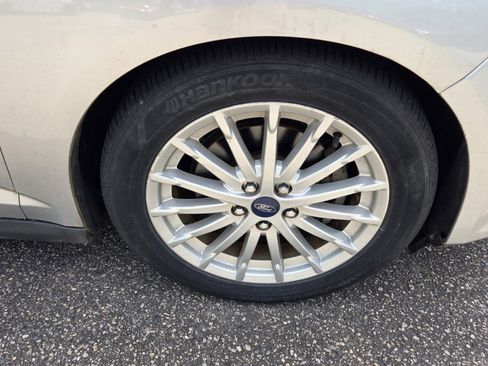 Used 2013 Ford C-MAX Energi SEL FWD image 5