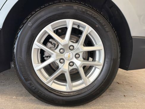 Used 2024 Chevrolet Equinox LT w/ LPO, Floor Liner Package image 10