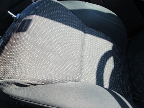 Used 2009 Pontiac Vibe image 47