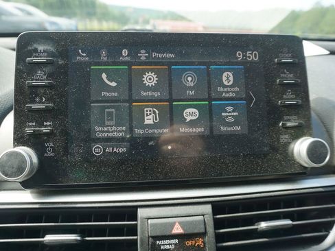 Used 2018 Honda Accord EX-L image 10