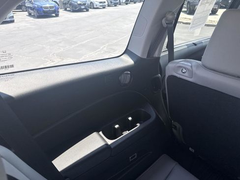 Certified 2022 Honda Pilot Elite image 13