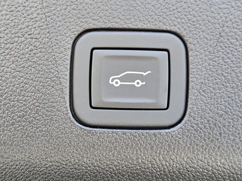 New 2026 GMC Yukon XL Denali AWD/4WD image 11