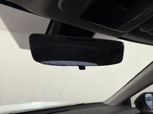 Used 2023 Toyota Camry SE FWD image 16