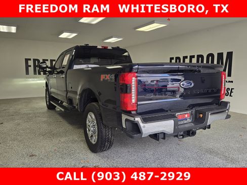 Used 2025 Ford F350 Lariat w/ Chrome Package image 4