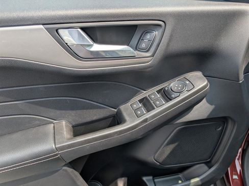 Used 2021 Ford Escape SEL w/ Class II Trailer Tow Package image 20