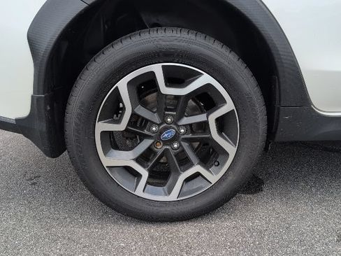 Used 2016 Subaru Crosstrek 2.0i Premium AWD/4WD image 9