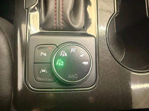 Used 2020 Chevrolet Blazer RS image 18