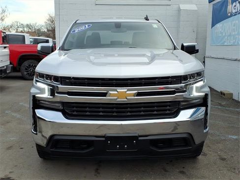 Used 2021 Chevrolet Silverado 1500 LT image 2