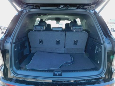 New 2026 Chevrolet Traverse RS w/ LPO, Illumination Package image 12