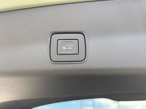New 2026 Chevrolet TrailBlazer LT w/ Convenience Package FWD image 34