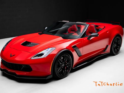 Used 2016 Chevrolet Corvette Z06 w/ 3LZ Preferred Equipment Group RWD image 1