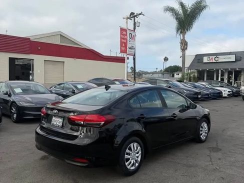 Used 2018 Kia Forte LX FWD image 4