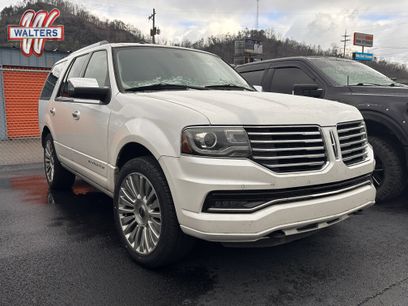 Used 2016 Lincoln Navigator Select