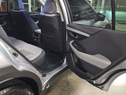 Certified 2025 Subaru Outback Premium w/ Popular Package #1A image 39