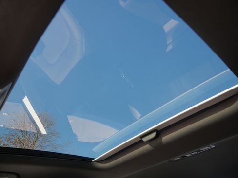 Certified 2023 Volkswagen Jetta GLI Autobahn image 34