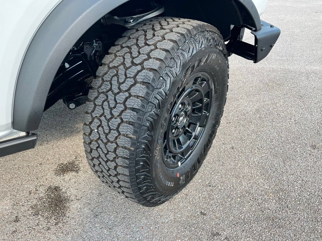 New 2026 Ford Bronco Badlands AWD/4WD image 6