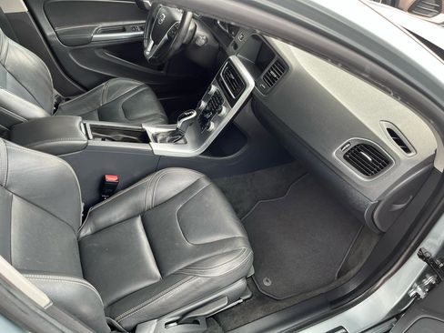Used 2017 Volvo S60 T5 Dynamic w/ Vision Package AWD/4WD image 25