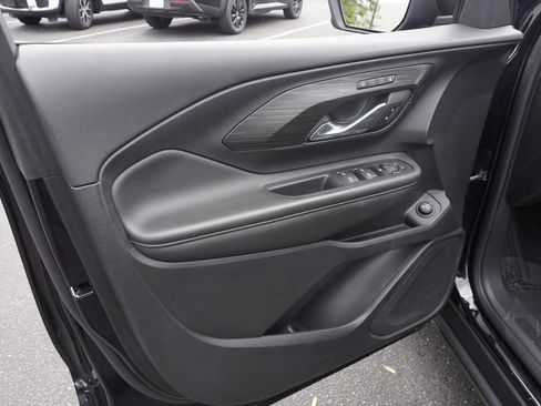 Certified 2022 GMC Terrain SLT FWD image 16