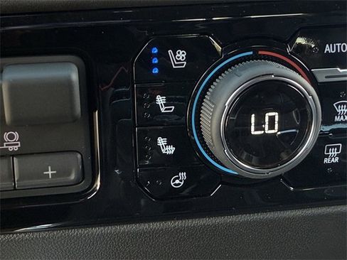 New 2026 Chevrolet Silverado 1500 High Country w/ High Country Premium Package image 22