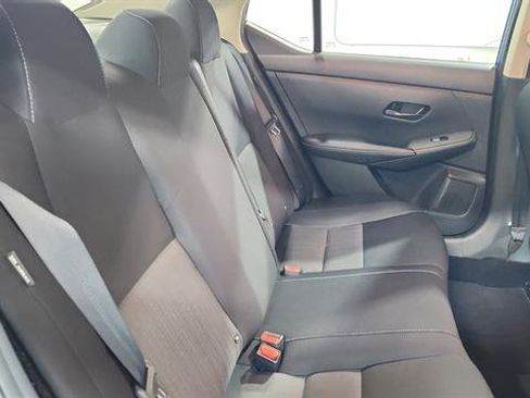 Used 2025 Nissan Sentra SV image 26