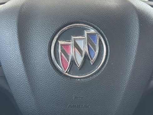 Used 2022 Buick Encore GX Preferred w/ Sport Touring Package FWD image 13